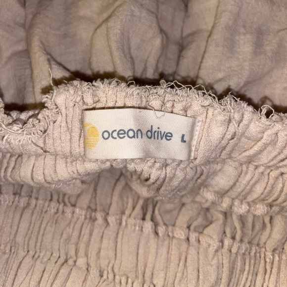 Halter textured linen top - Picture 4 of 4